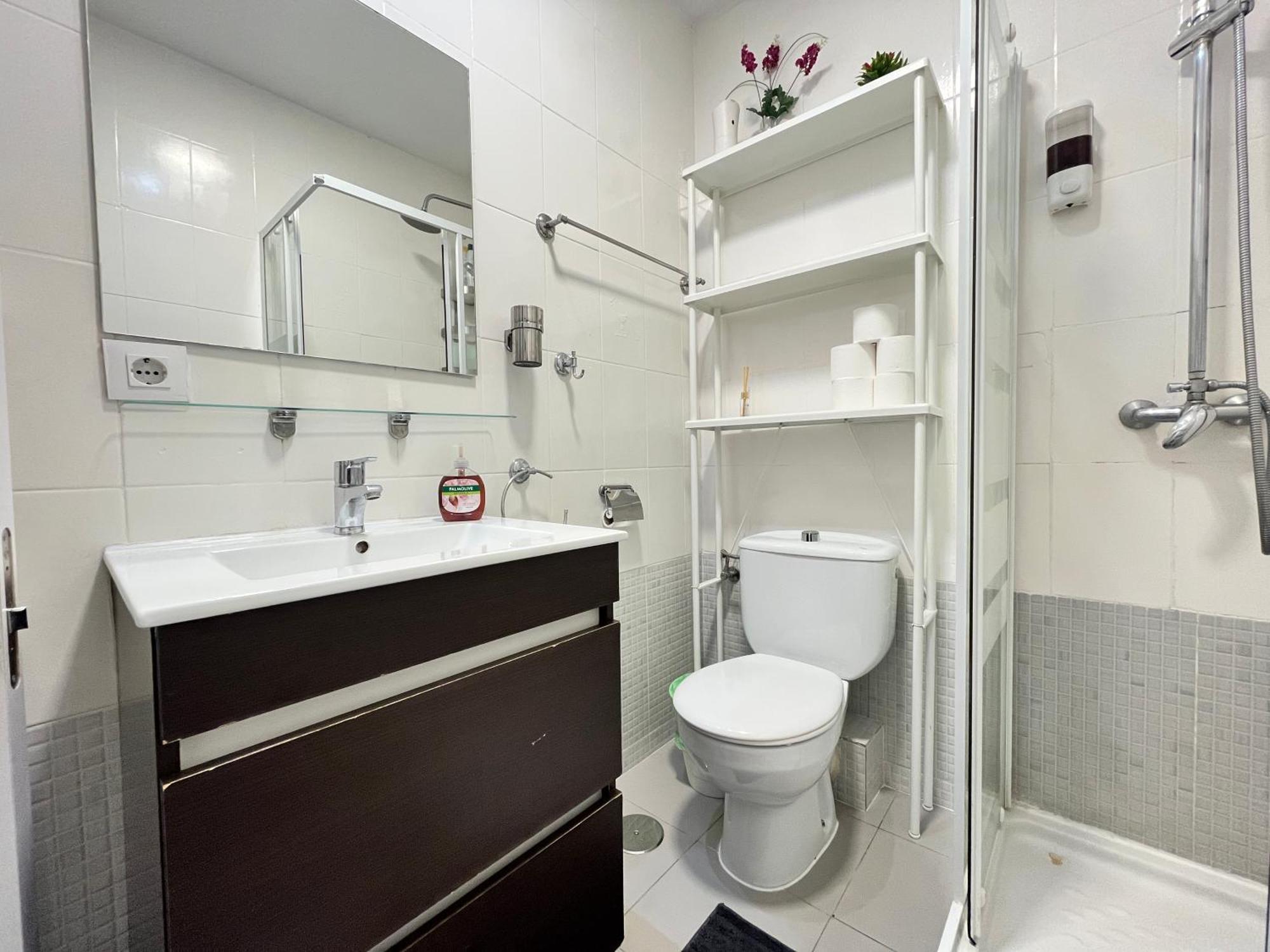 Ile Aina Exterior Nuevo Pena Apartment มาดริด ภายนอก รูปภาพ