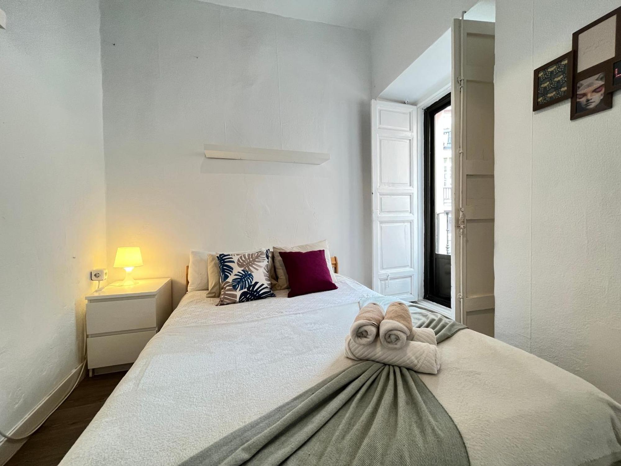 Ile Aina Exterior Nuevo Pena Apartment มาดริด ภายนอก รูปภาพ