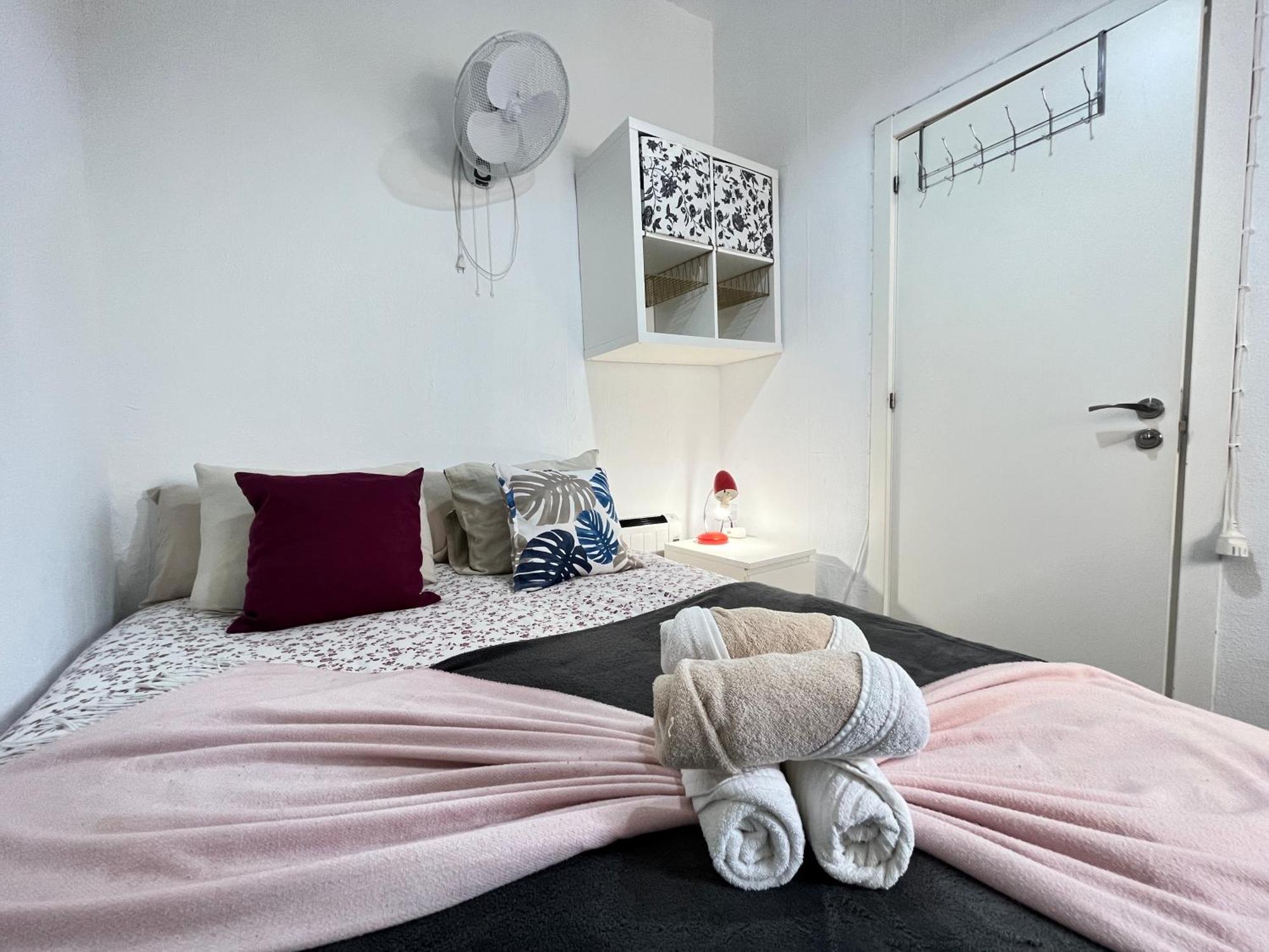 Ile Aina Exterior Nuevo Pena Apartment มาดริด ภายนอก รูปภาพ